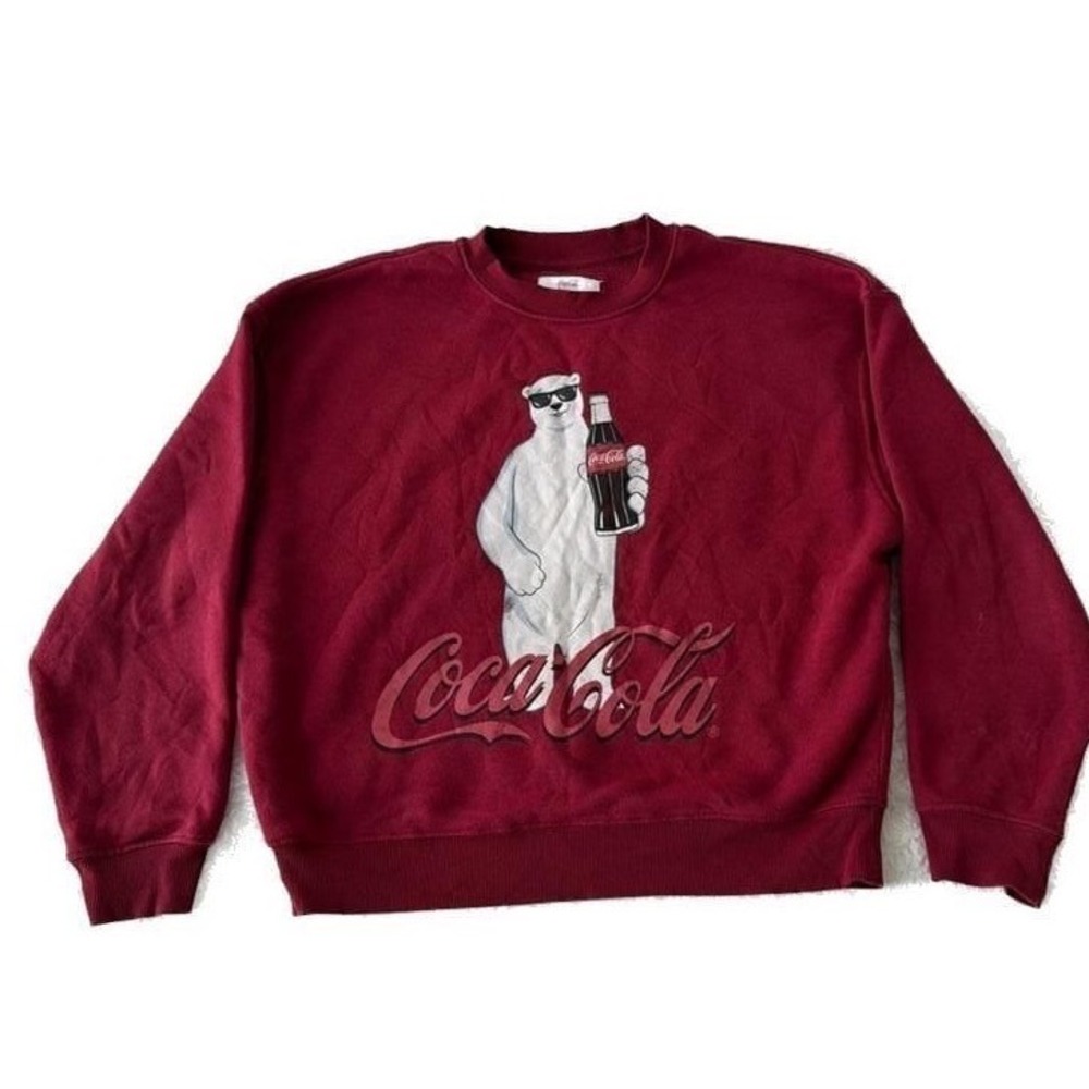 Vintage Style Coca-Cola Polar Bear Graphic Sweatshirt in Red